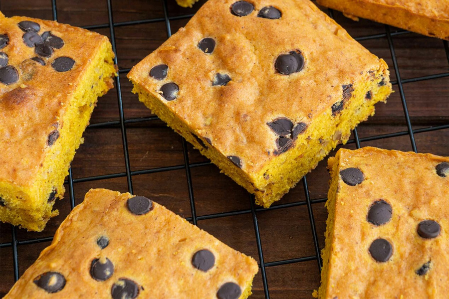 Pumpkin Spice Dark Chocolate Squares.